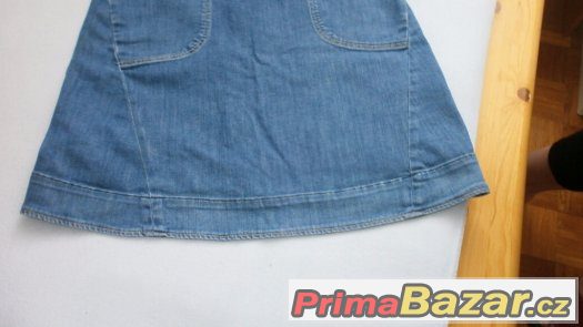 dámské šaty Levis vel. Medium L dámské šaty Levis vel. Medium L