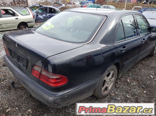 Mercedes Benz E 200 č. 1704 Mercedes Benz E 200 č. 1704