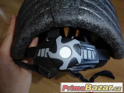 Dětská cyklistická přilba Arcore Dětská cyklistická přilba Arcore
