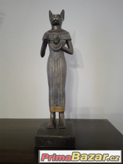 Prodám egyptskou sošku, vyska sochy 38 cm