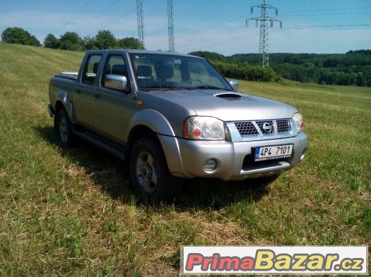 4X4 NISSAN NAVARA 2.5 TDI ROK 2002 KLIMA TAŽNÝ SLUŠNÝ STAV