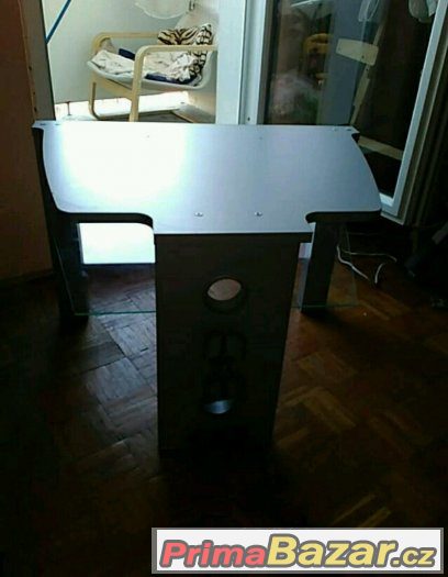 Stolek pod tv Stolek pod tv