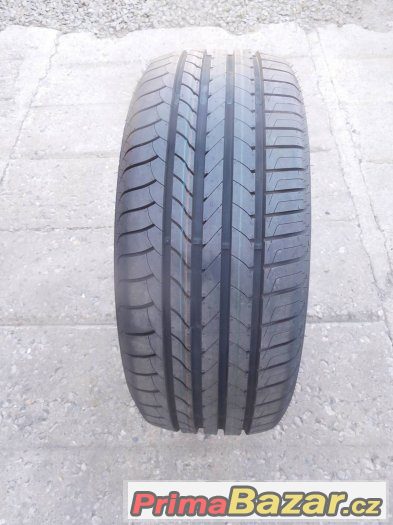 Goodyear EfficientGrip 215/50/17 91V - 4x letní pneu Goodyear EfficientGrip 215/50/17 91V - 4x letní pneu