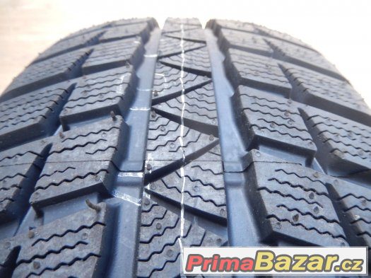 Falken EuroWinter HS449 205/55/16 94H - 4x zimní pneu