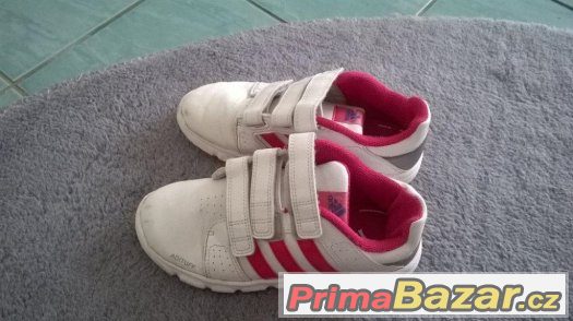 Adidas vel 32