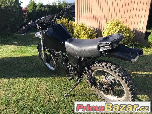 Yamaha XT 550