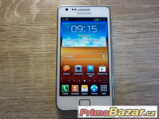 Samsung Galaxy S2, 16GB, 8MPx foto, bílý.