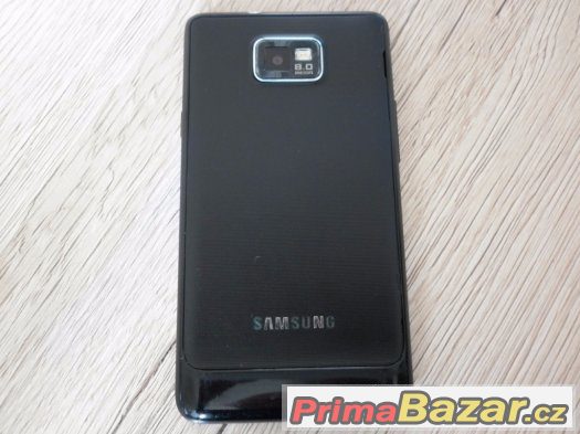 Samsung Galaxy S2, 16GB, 8MPx foto, černý.