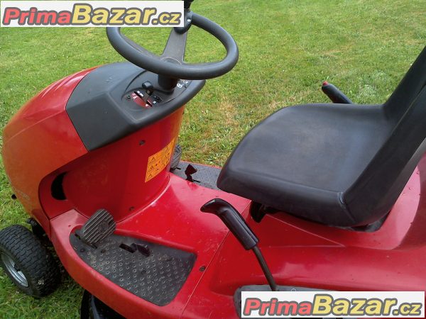 zahradní traktor zahradní traktor