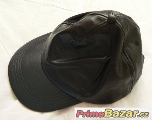 Moderní dámská černá kožeková čepice