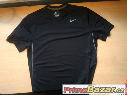 Multifunkční tričko Nike