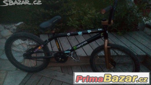 BMX Kolo Mongoose