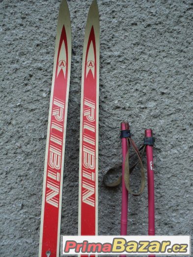Běžecké lyže Artis Rubín 690