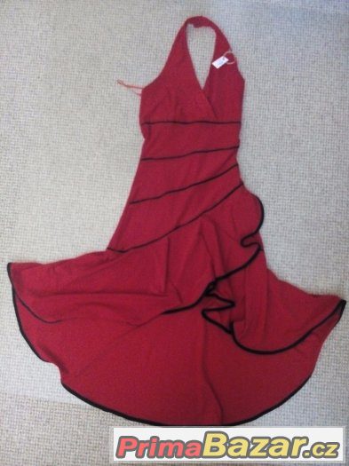 červené - společenské šaty