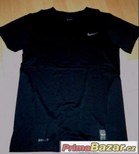 kompresní tričko Nike velikost M, L, XL
