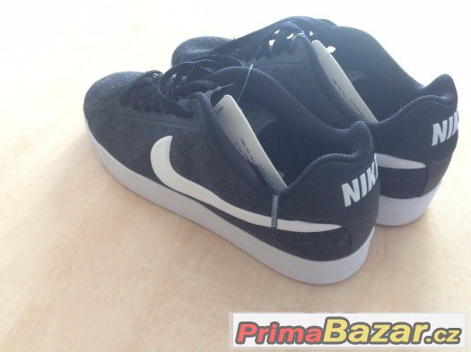 boty NIKE Court Royale