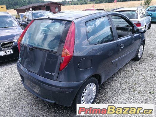 FIAT PUNTO 1,2i 44 KW R.V.2002.KLIMA.EURO 3.PĚKNÉ