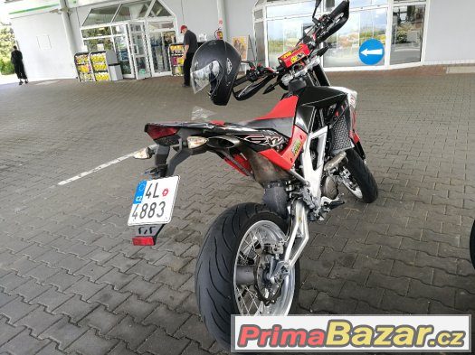 APRILIA SXV 550.R.V.2008.NOVÁ STK.PO SERVISU