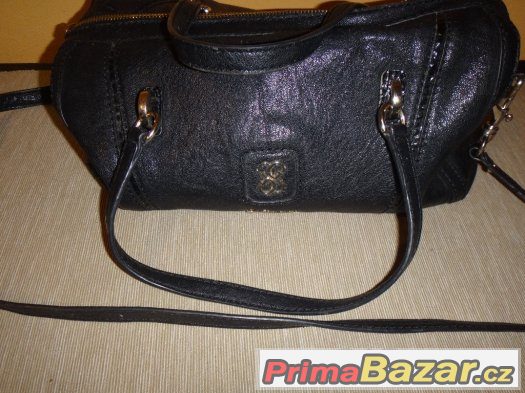 Černá crossbody/kabelka Guess