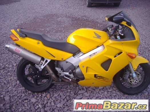 honda-vfr-800fi