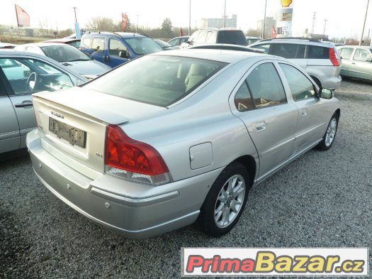 VOLVO S60 2,4 D5 136 KW.6 RYCHLOSTÍ..11/2007.TOP CENA