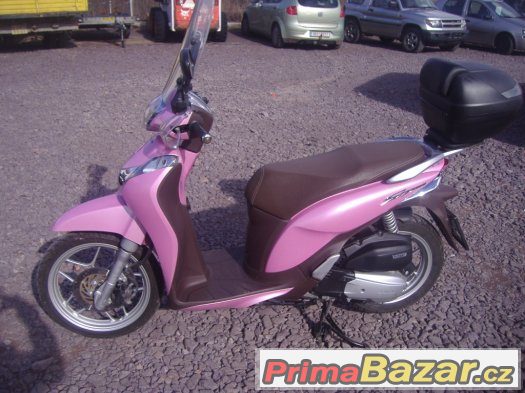 HONDA SH125i Pink