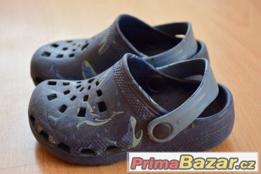 Dětské gumové nazouváky (crocs) k vodě