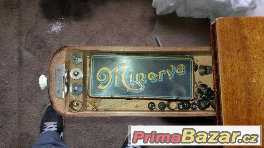 Šicí stroj Minerva + příslušenství