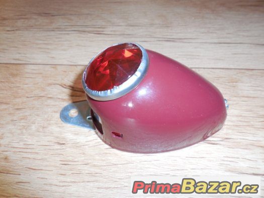 Světlo zadní JAWA Pionýr Pařez 550, 555, Pérák, 500 OHC Světlo zadní JAWA Pionýr Pařez 550, 555, Pérák, 500 OHC