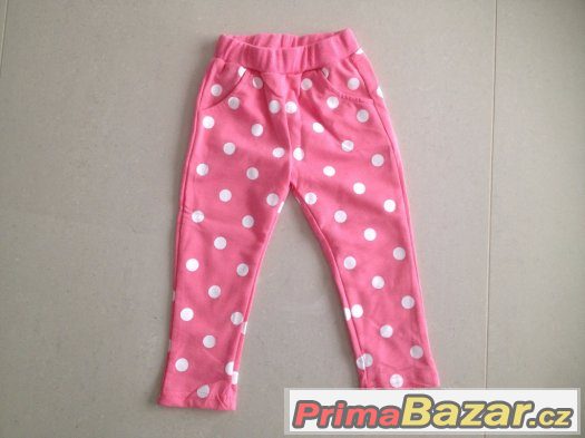 Dětský set Minnie s čelenkou. Dětský set Minnie s čelenkou.