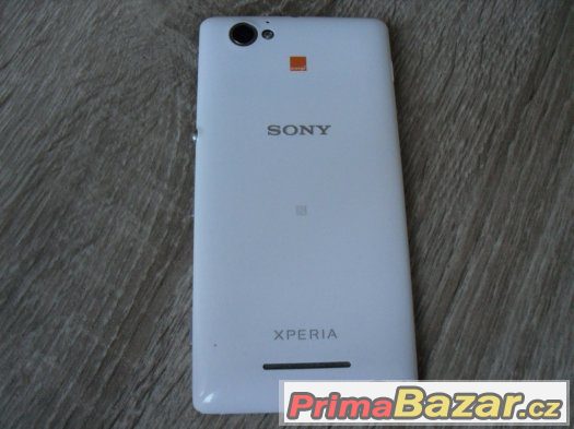 Sony Xperia M, 5MPx foto,NFC,4GB,microSD slot. Bílá.