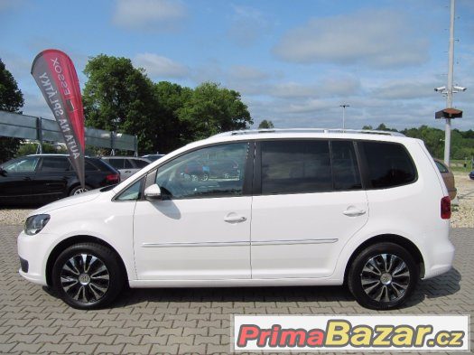 Volkswagen Touran 2,0TDi HIGHLINE,103KW,5/2013,1.majitel,