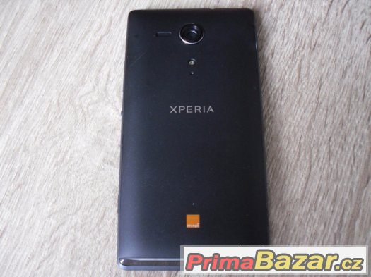 Sony Xperia SP, LTE, 8MPx fotoaparát, 8GB, microSD slot.