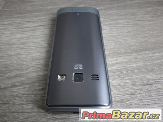 Samsung GT 5611,5MPx foto,slot na microSD. Samsung GT 5611,5MPx foto,slot na microSD.
