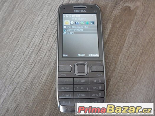 Nokia E52, 3.2MPx, perfektní stav, plně funkční, stříbrná