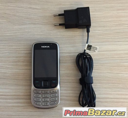 Mobilní telefon Nokia 6303c