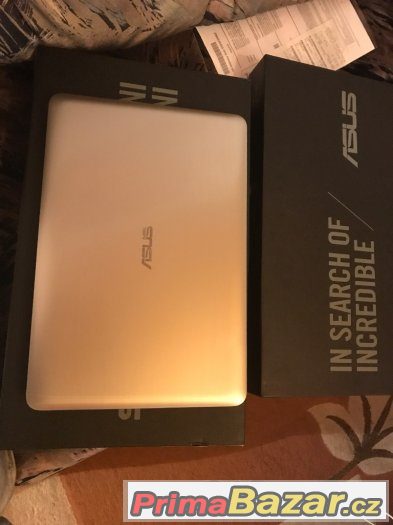 prodam ASUS F556UQ-DM954T, zlatá