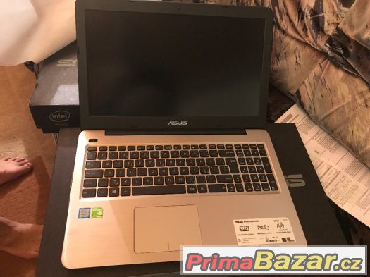 prodam ASUS F556UQ-DM954T, zlatá