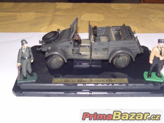 Kovový model Kubelwagen + 2 vojáčci