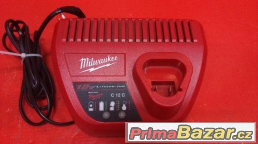 Aku šroubovák Milwaukee M012