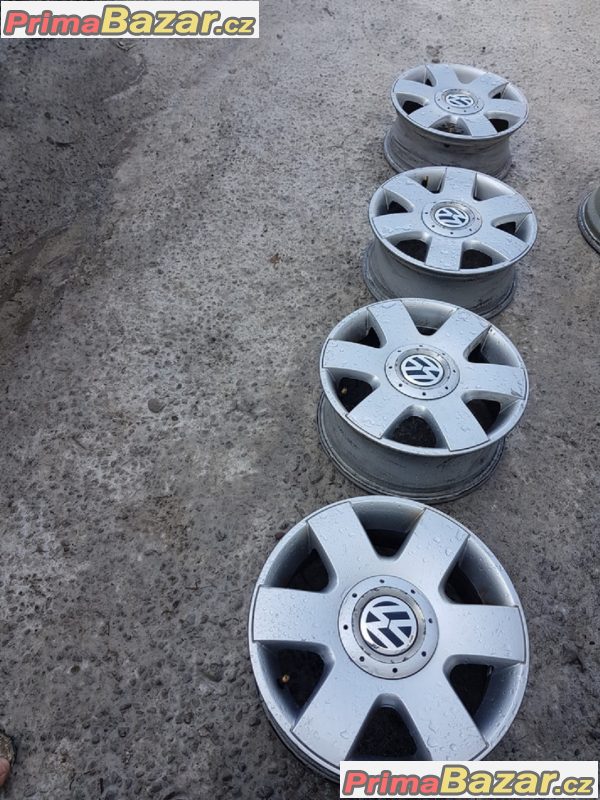 sada alu Volkswagen bez pneu 2K0601025 5x112 6jx15 et47