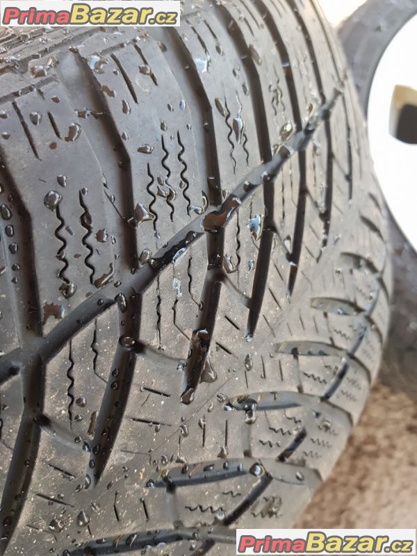 sada alu kola BMW s pneu Goodyear ultra gr