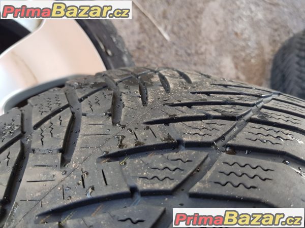 sada alu kola BMW s pneu Goodyear ultra gr