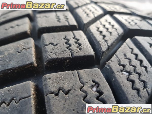 4xpneu Michelin 4x4 70% vzorek 195/80 r15