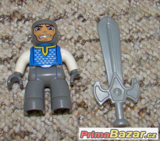 lego-duplo-rytir-se-zbrani