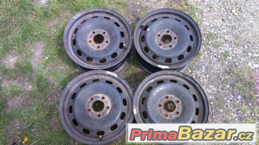 Ford plechové5x108 15 Ford Et 52,5