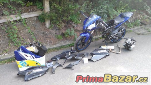 Yamaha yzf r125 komplet na díly