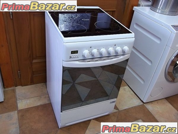 Sporák sklokeramický HOTPOINT/ARISTON šíře 50 cm horkovzduch