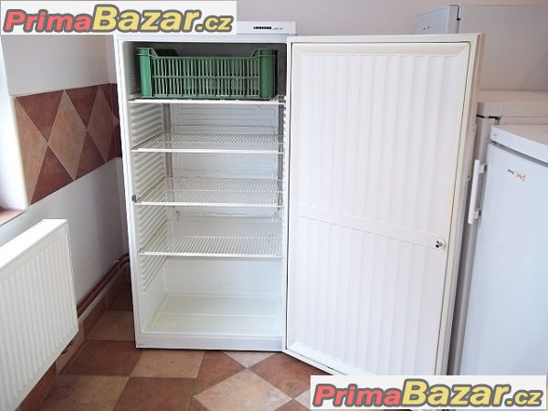 GASTRO chladnice LIEBHERR i na přepravky - VÍCE KUSŮ GASTRO chladnice LIEBHERR i na přepravky - VÍCE KUSŮ