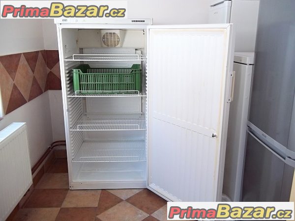 GASTRO chladnice LIEBHERR i na přepravky - VÍCE KUSŮ GASTRO chladnice LIEBHERR i na přepravky - VÍCE KUSŮ